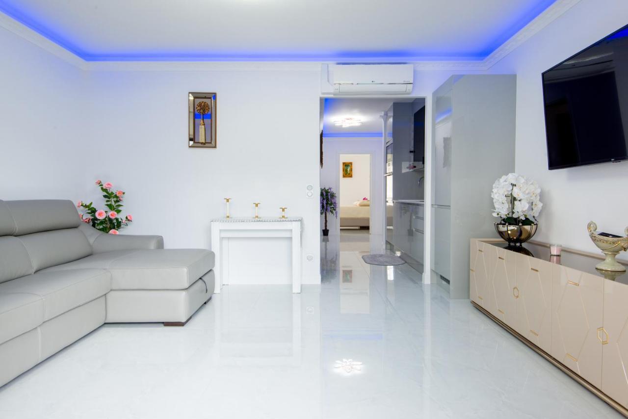 La Perle Bleue - Central - Vue Mer - Wifi Roquebrune-Cap-Martin Luaran gambar